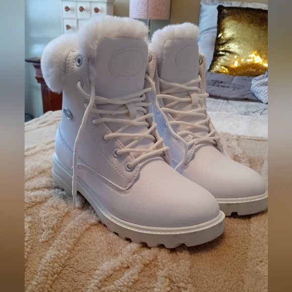 Lugz Empire Hi Fur 6-Inch Boot White Size 9 - Picture 7 of 9